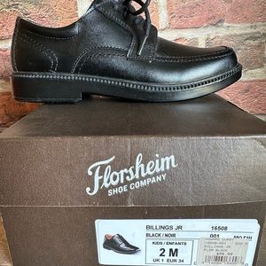 Florsheim Boys Billings JR Dress Shoes 2M New in Box